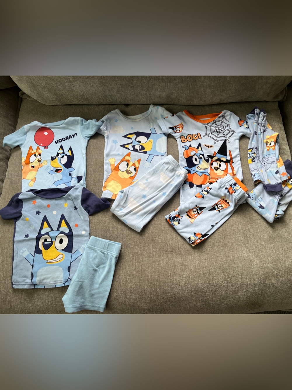 BLUEY 3T Pajama BUNDLE ( 4 sets)